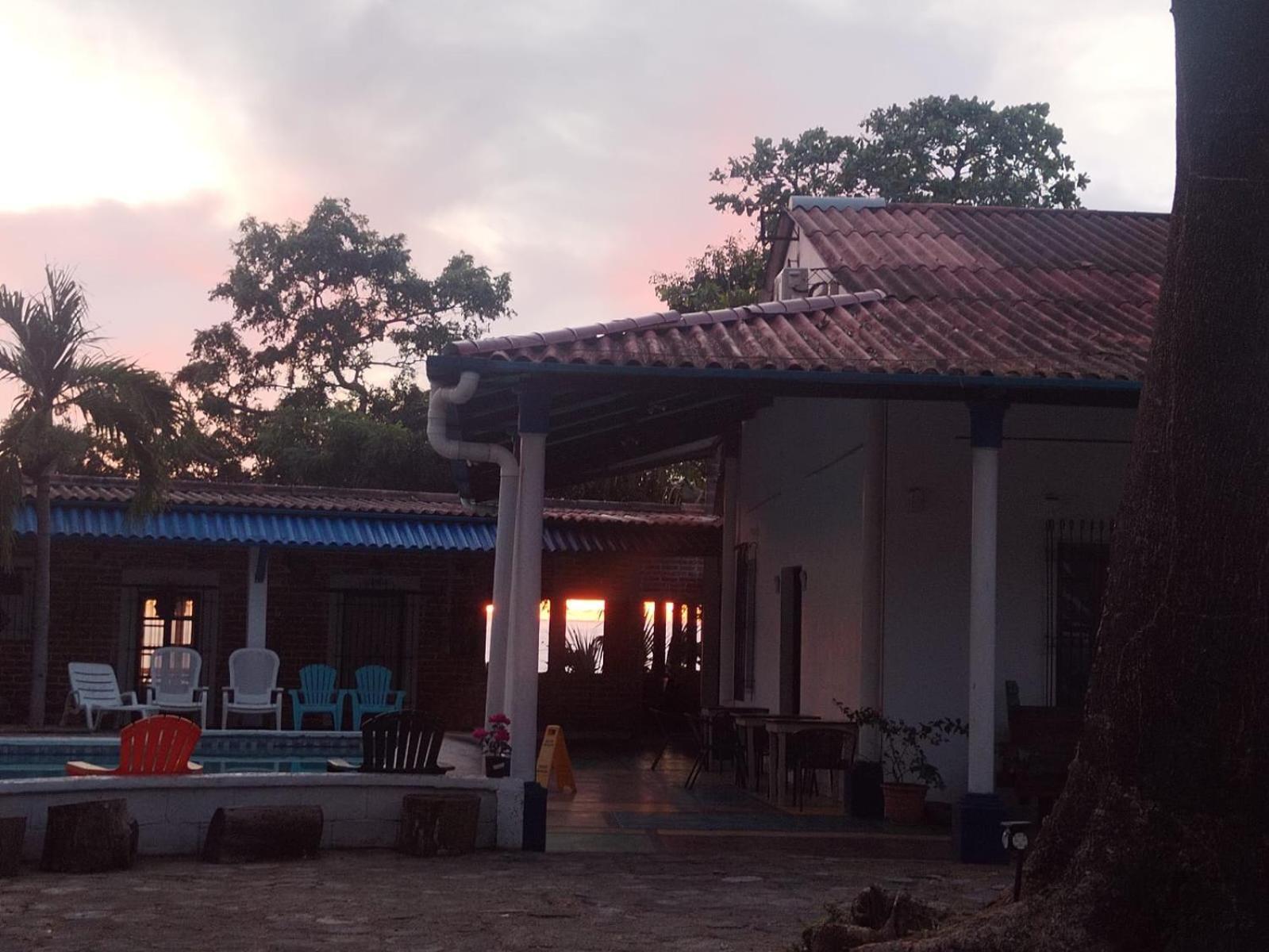 Chilamar Surf Lodge لا ليبرتاد المظهر الخارجي الصورة
